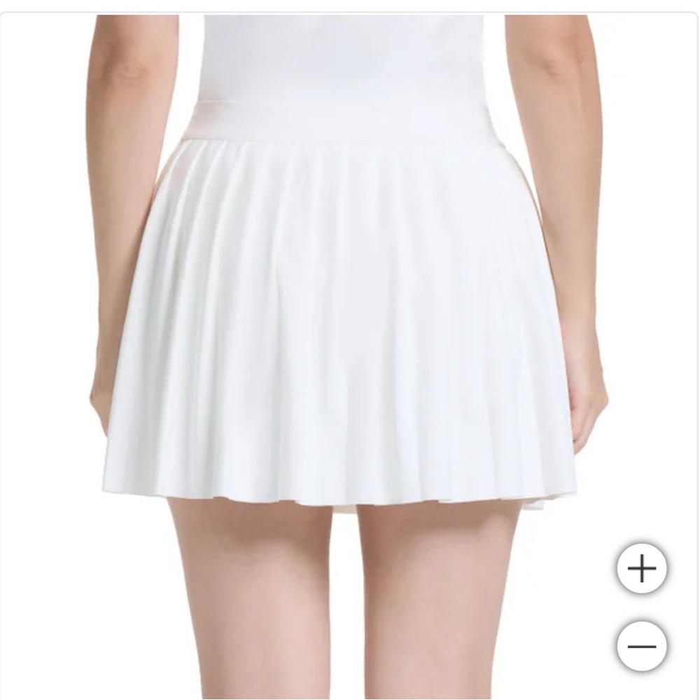 Tretorn Ladies' Pleated Skort - Picture 3 of 5